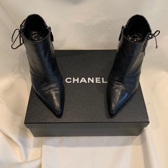 CHANEL Shoes - Chanel Black Leather Short Boots. Size 36.5 #94305